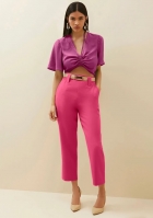 Calça Morena Rosa alfaiataria cos alto com faixa pink 