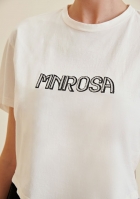 T-shirt Morena Rosa gola redonda logo bordada 