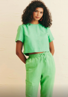 Calça CaCay cenoura com recortes verde