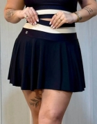 F544-SHORT SAIA RODADINHO COM RECORTES NO COS